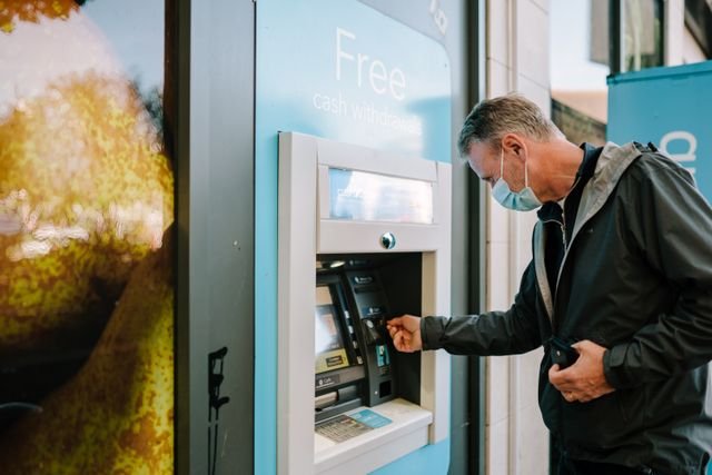 Comparing small banks and online lenders for a personal loan